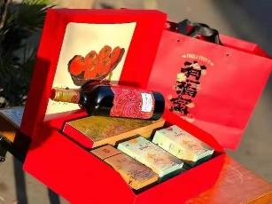 亲馨相伴